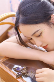 总裁开会桌桌子底下含